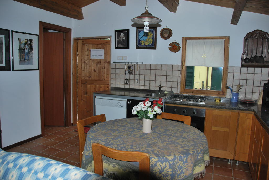 B&B Percorso Verde Ponte Valleceppi Luaran gambar