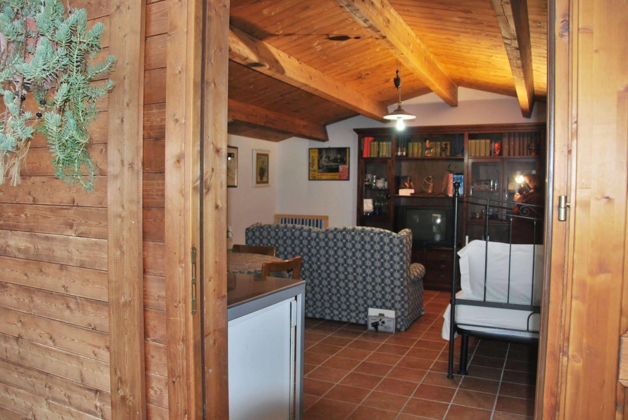 B&B Percorso Verde Ponte Valleceppi Luaran gambar